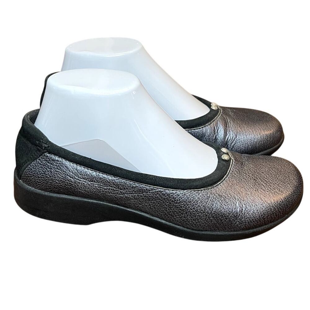 Arcopedico Womens Pewter Metallic Ballet Flats Sz 38 Wide Comfort Slip On Shoes